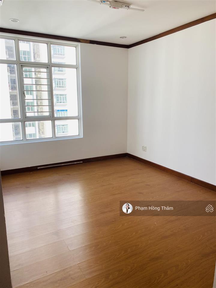 Bán căn hộ chung cư giai việt, dt 115m2, 2pn, 2wc, sổ hồng, giá 5,5 tỷ.  0933 888 ***  ms thắm