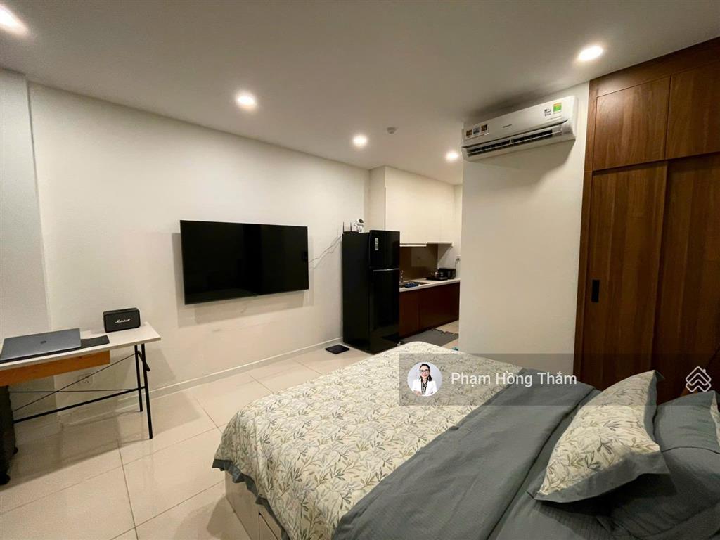 Cho thuê ch central premium, dt 32m2, có máy lạnh và rèm, giá 8 triệu/th.  0933 888 ***  thắm