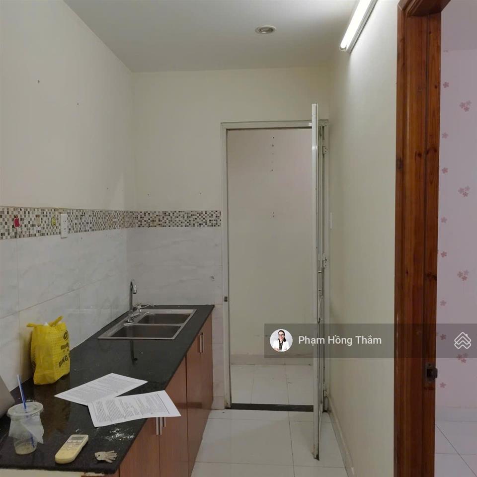 Bán căn hộ chung cư bông sao block a, dt 60m2, 2pn, 2wc, sổ hồng, giá 3,2 tỷ.  0933 888 *** thắm
