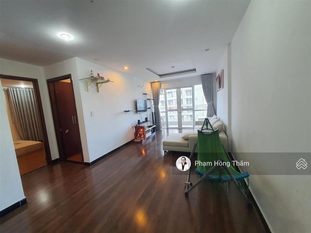 Bán căn hộ giai việt, dt 82m2, 2pn, 2wc, view đẹp, sổ hồng, giá 4,35 tỷ.  0933 888 ***  ms thắm