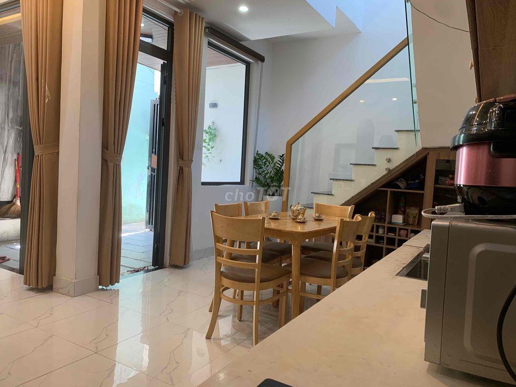Bán nhà kiệt Lê Duẩn 50m2 x 2 tầng 3 ngủ
