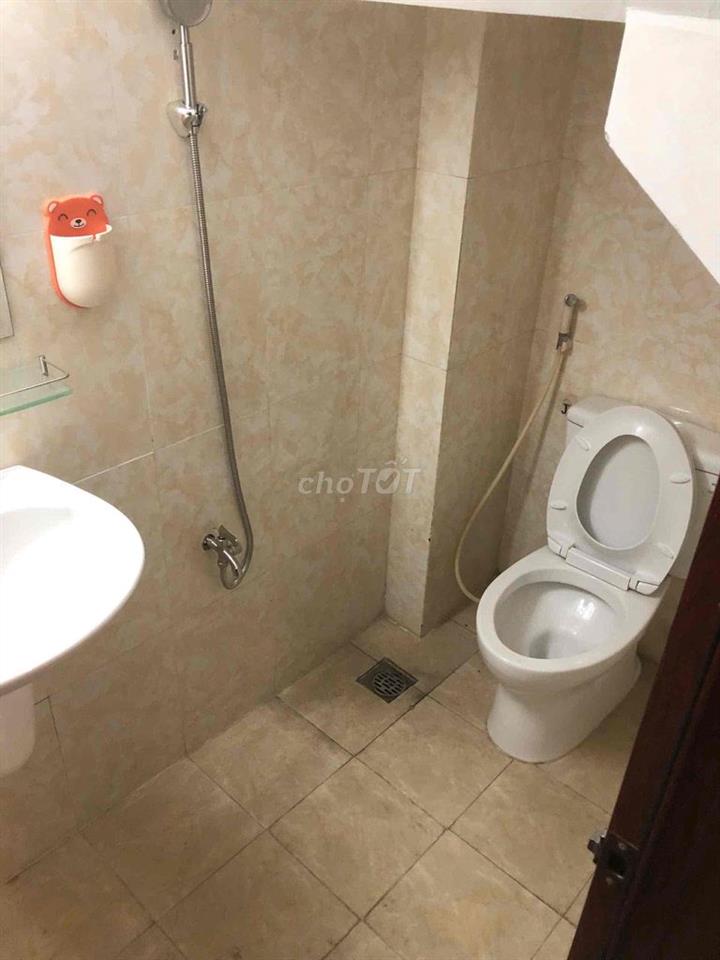 Phòng Trệt Nguyễn Văn Công bếp to bao thoáng có 2 cửa chỉ 3tr