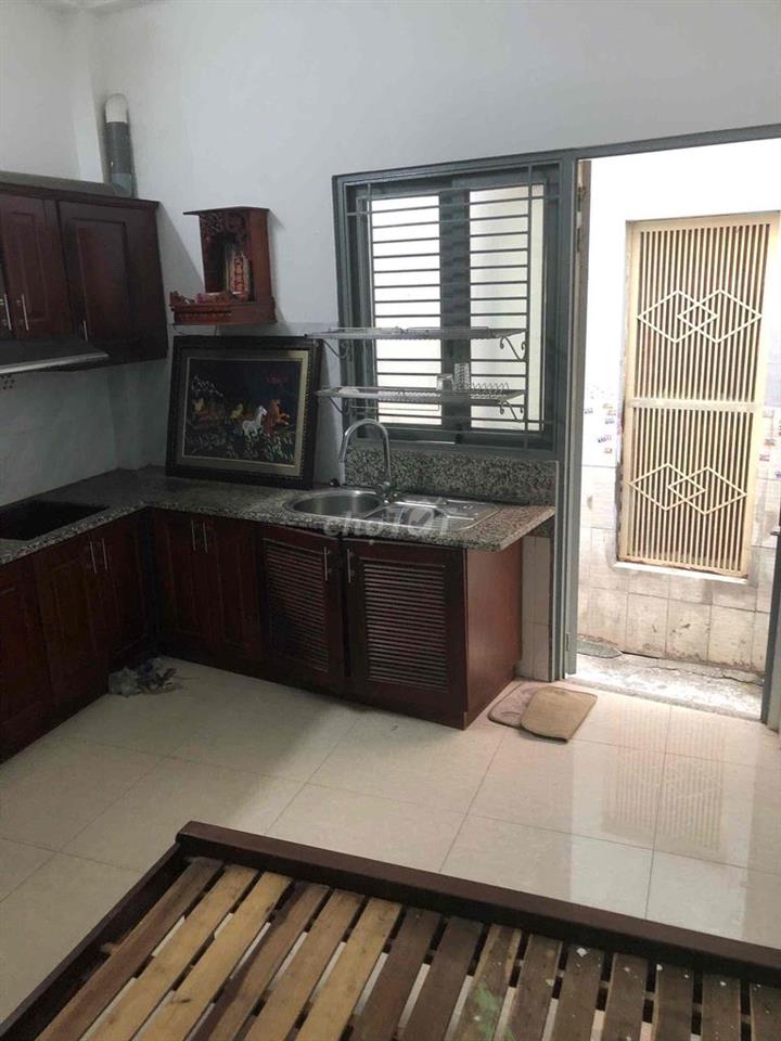 Phòng Trệt Nguyễn Văn Công bếp to bao thoáng có 2 cửa chỉ 3tr