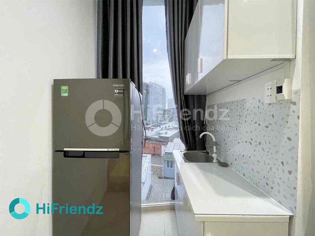 Phòng Ban công Full Nội Thất Nguyễn Khoái Q4 thuận tiện di chuyển Q1