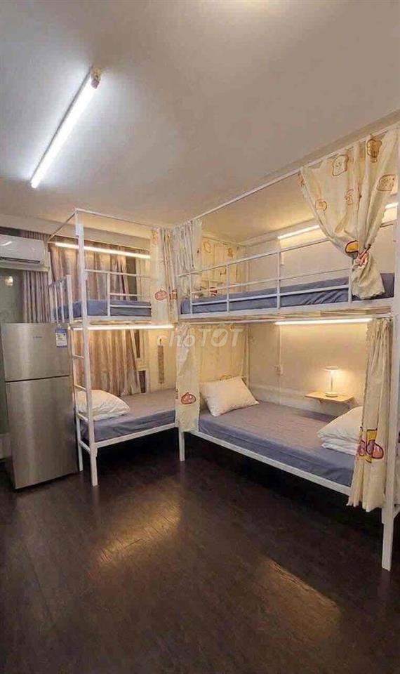 Ký Túc Xá Mới Quận 7 –  Bùi Văn Ba, ngay KCX chỉ từ 1tr6