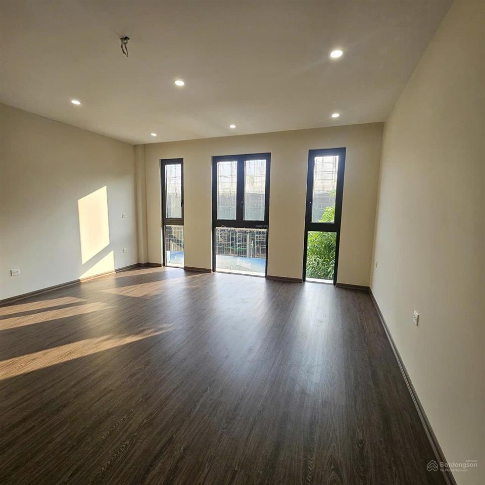 Quỹ căn liền kề cho thuê giá tốt tháng 1011/2026 vinhomes cổ loa