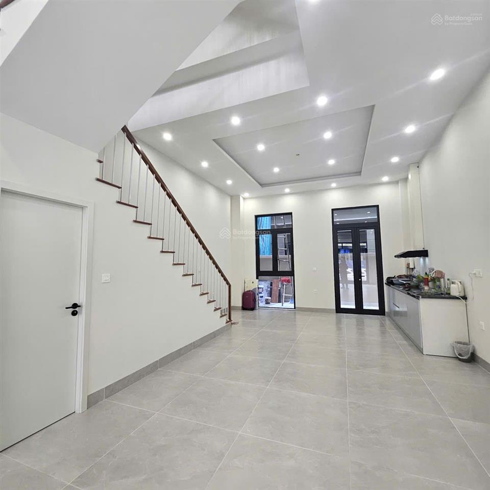 Quỹ căn liền kề cho thuê (từ 10tr/tháng) giá tốt tháng 1011/2026 vinhomes cổ loa