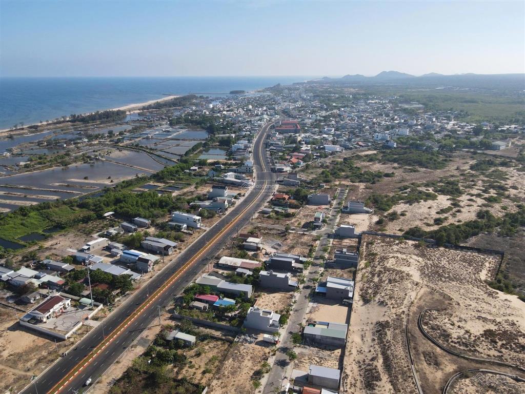 Đất tái định cư view hướng biển  đối diện hai lộc quán