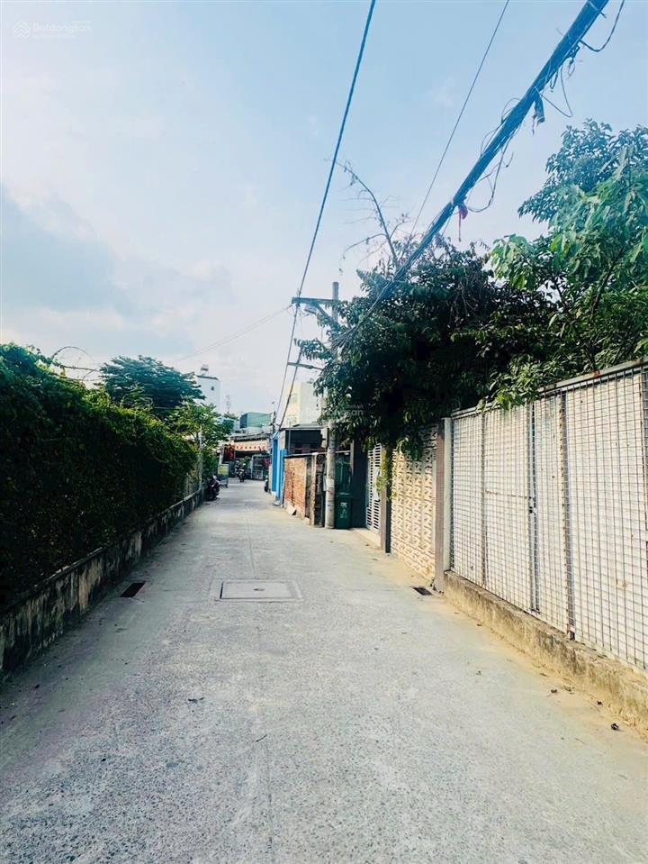 Cần bán lô đất diện tích 449m2 giá 18 tỷ mt đường 17, phường bình trưng, thủ đức