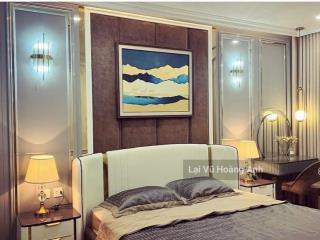 Chính chủ bán căn 188m2  full nt xin xò  giá tốt tại toà kingpalace nguyễn trãi !   0961 846 ***