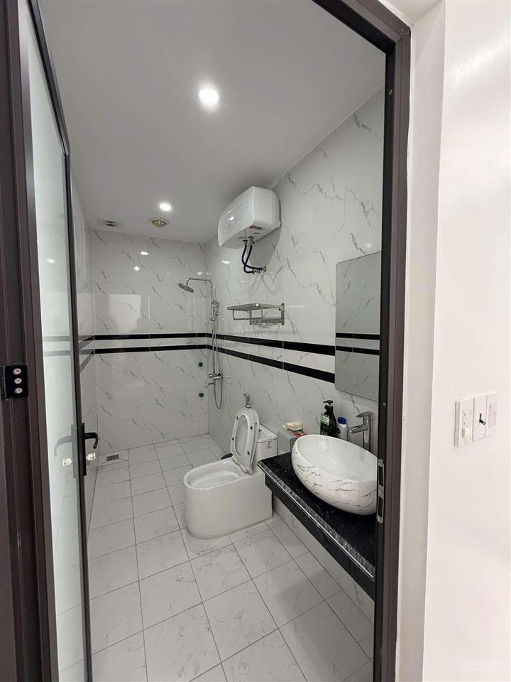 Cho thuê nhà đẹp tại văn cao  hải phòng mới tinh  4 ngủ full đồ