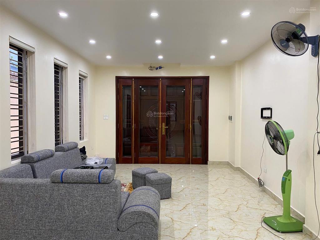 K271. cho thuê nhà biệt thự sân vườn phạm văn đồng  cầu rào 2  hải phòng 8 ngủ full đồ