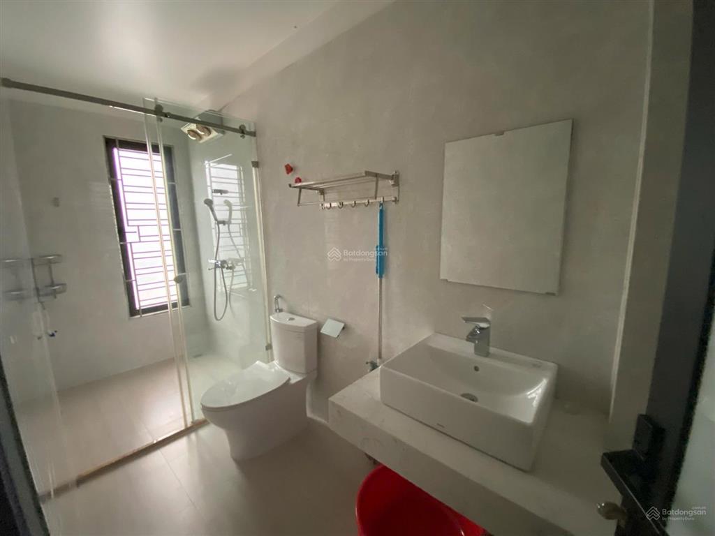 K271. cho thuê nhà biệt thự sân vườn phạm văn đồng  cầu rào 2  hải phòng 8 ngủ full đồ