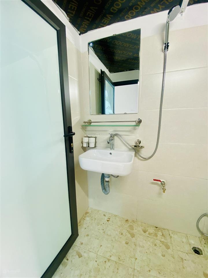 Cần cho thuê phòng trọ tại biệt thự khu c, geleximco, kđt lê trọng tấn. nhà mới. 4,8 tr/tháng