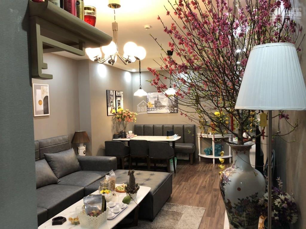 Tôi chính chủ cần chuyển nhượng căn hộ 2 phòng ngủ full đồ việt đức complex thanh xuân giá 4,xtỷ