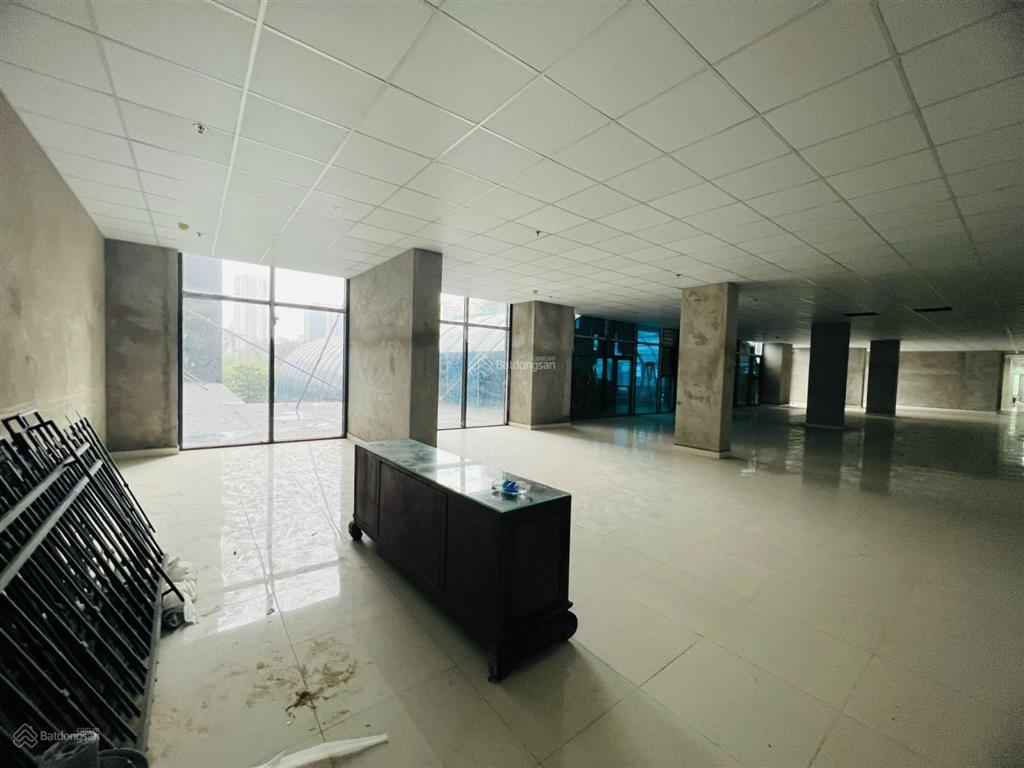Cho thuê sàn thương mại chung cư việt đức complex, lê văn lương, thanh xuân