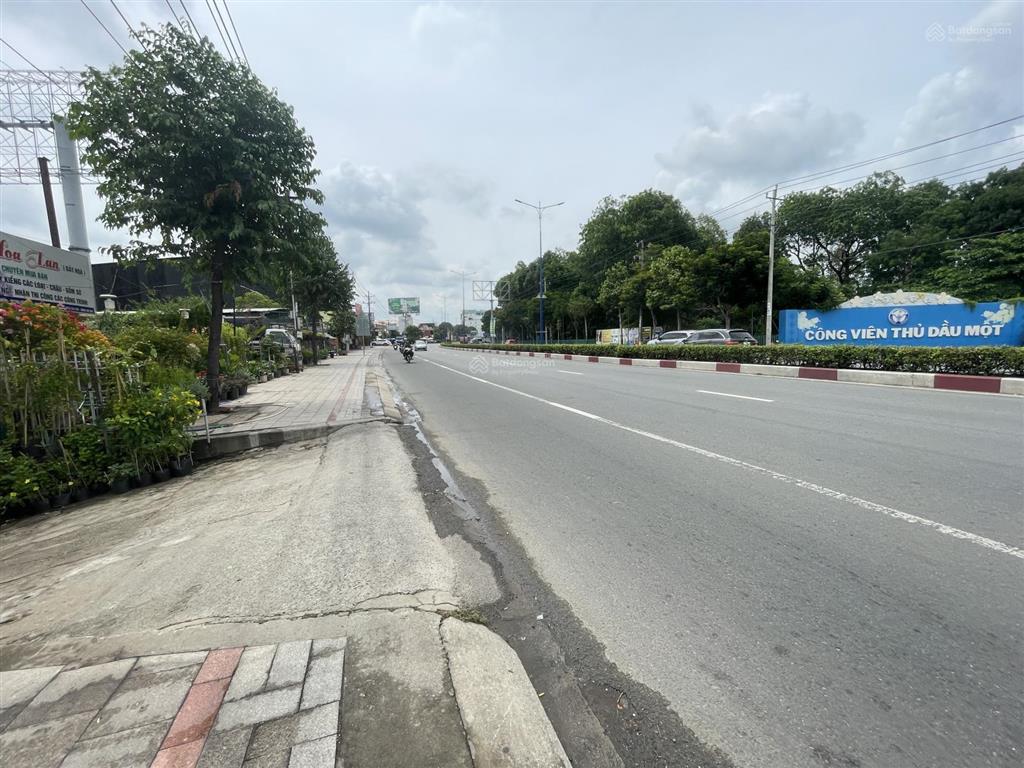 Mặt tiền đại lộ bình dương, giá ngộp bán rẻ, ngang 9m dt 420m tc 325m, ngay nh hdbank,