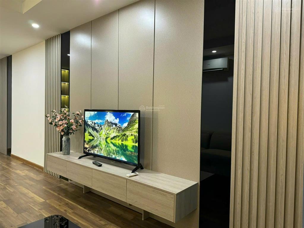 Hot hot!!! cho thuê cc 2pn, 2wc, 87m2 tại 6th element, xuân la, tây hồ, giá chỉ 16 triệu vnd