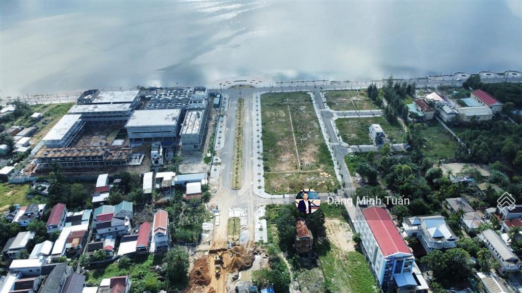 Bán thửa đất mặt tiền đường lạc long quân, ngay trung tâm của vịnh lăng cô  vị trí sầm uất dễ kd