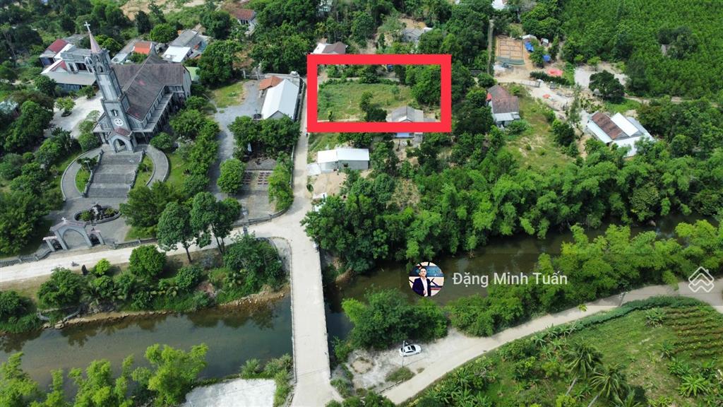 Bán lô đất 2 mặt tiền  mặt tiền rộng 64m, phù hợp tách thửa  khu hói dừa, 2 ô tô tránh nhau