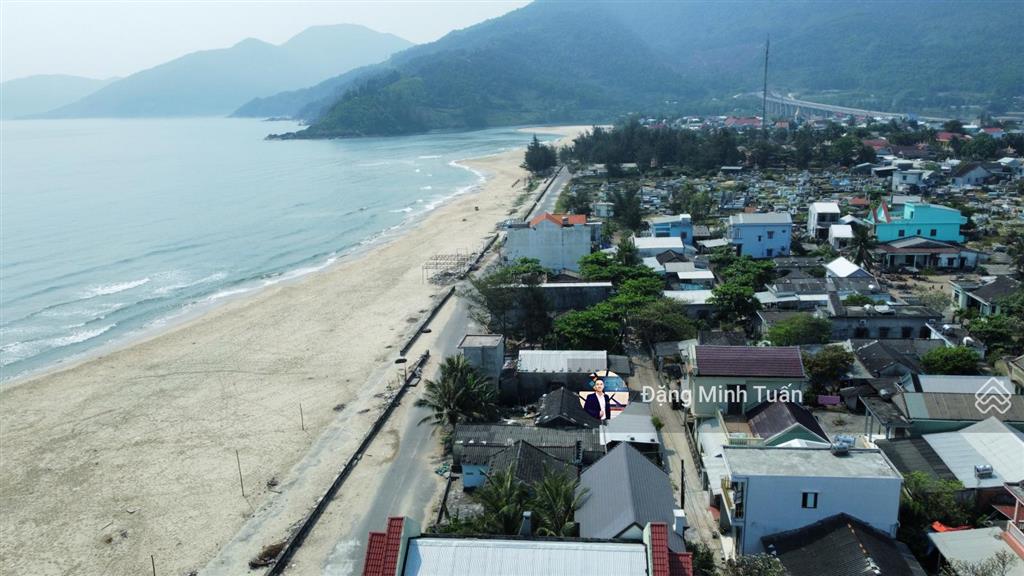 Bán thửa đất 2 mặt tiền view trực diện biển lăng cô  đất rộng và vuông vắn  thích hợp kd homestay