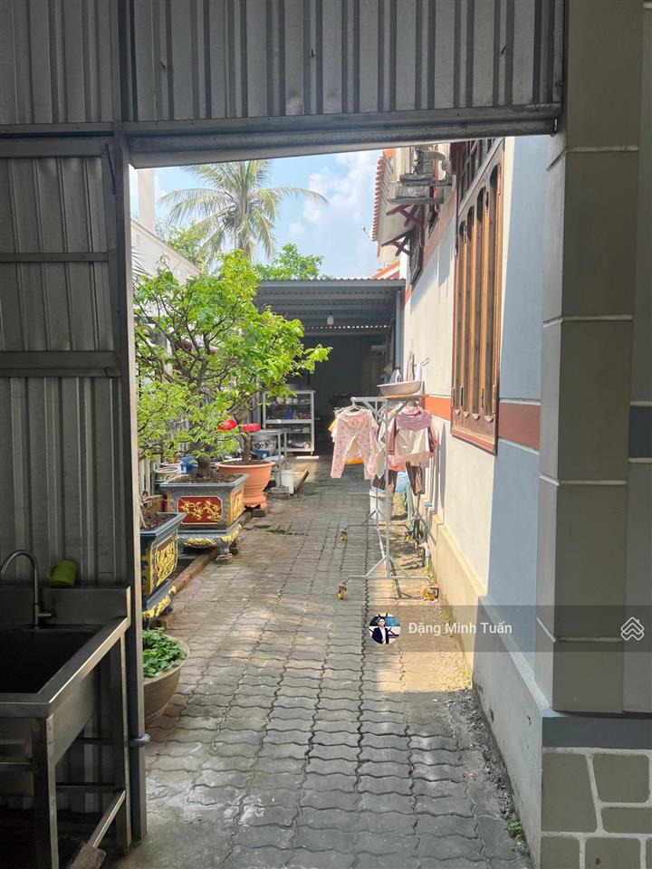 Cho thuê mặt bằng đường lạc long quân | ngay trung tâm lăng cô | mặt tiền rộng rãi, thuận lợi kd