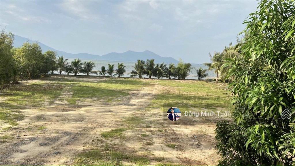 Thửa đất có địa thế đẹp bậc nhất vịnh lăng cô  1 mặt giáp đầm, 1 mặt giáp sông, 1 mặt giáp đường