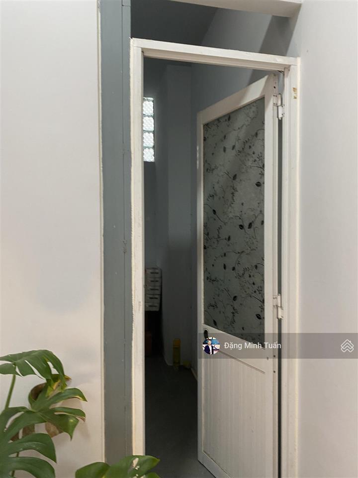 Bán nhà 2 tầng nguyễn tri phương, mặt tiền rộng 10,4m  khu vực dân cư sầm uất, thích hợp kd căn hộ