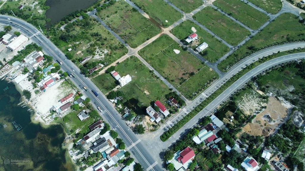 Bán cặp đất mặt tiền đường nguyễn văn đạt, khu tđc lập an  lô cuối cùng của mặt tiền đường này