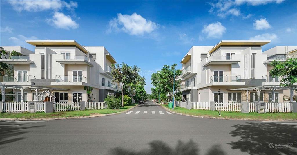Bán nhà mặt phố tại melosa garden, 13,2 tỷ, 125 m2