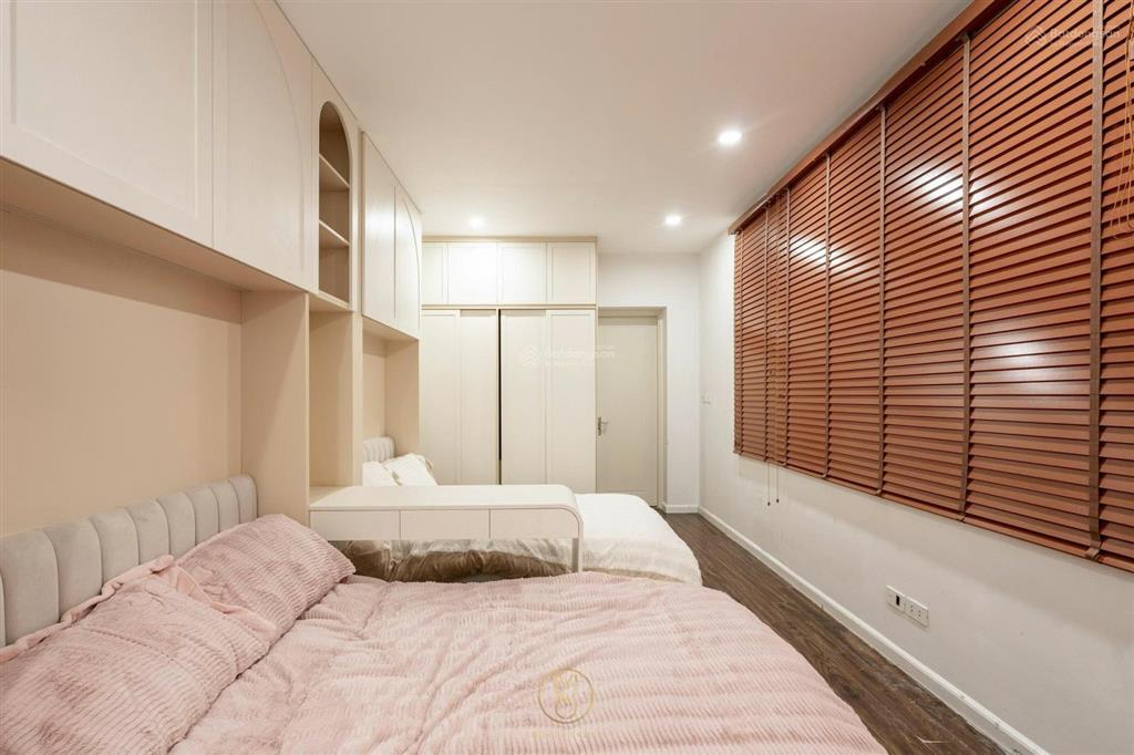 Bán gấp căn 118m2 full đồ đẹp k50 ban công vườn treo