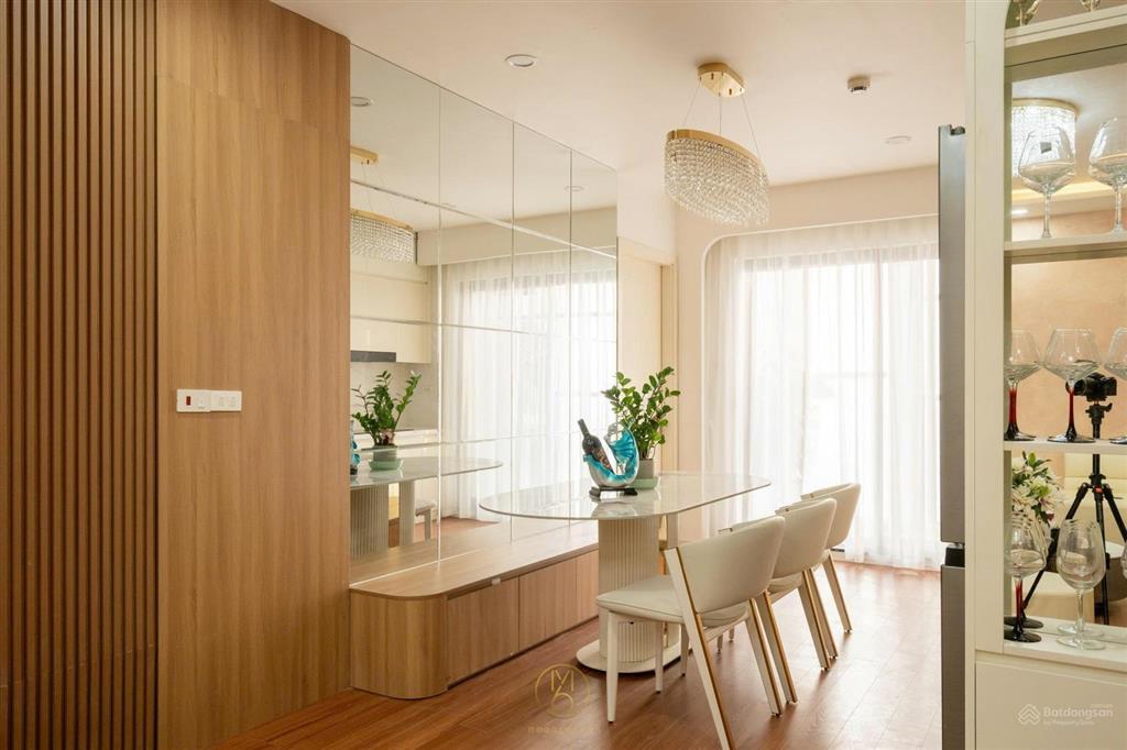 Bán gấp căn 118m2 full đồ đẹp k50 ban công vườn treo