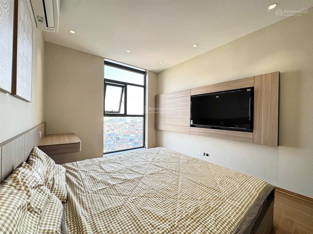 Bán gấp căn góc 143m2 full đồ đẹp ban công đông nam hpc landmark