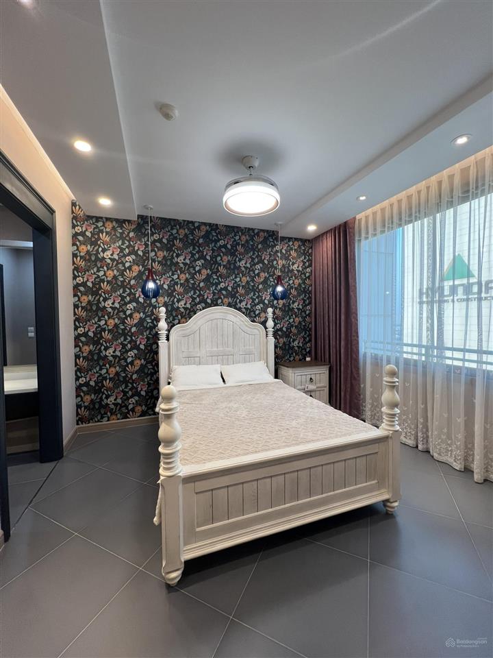 Bán căn 136m2 3pn full đồ cccc hyundai hillstate