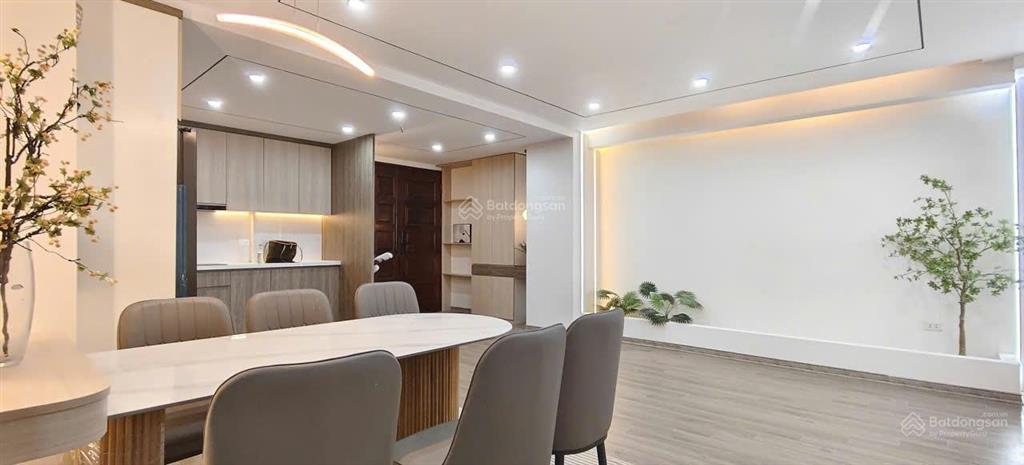 Cho thuê 4pn full đồ đẹp xịn có slot oto bình vượng