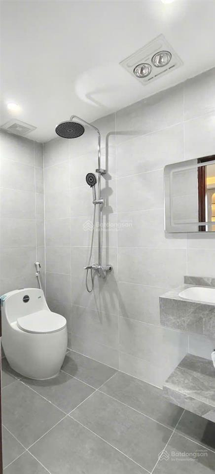 Cho thuê 4pn full đồ đẹp xịn có slot oto bình vượng