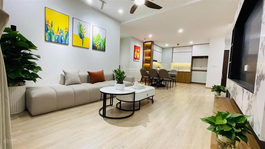 Bán gấp căn 106.7m nguyên bản giá chỉ 5.850t có thương lượng
