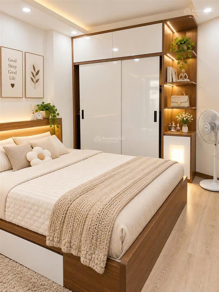 Chính chủ em bán gấp căn 56m2 góc 2pn full đồ đẹp ct1 yên nghĩa