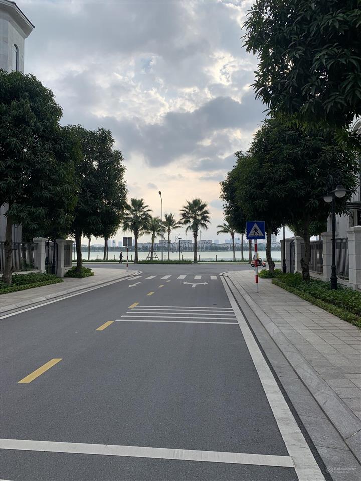 31.5tỷ! biệt thự song lập sao biển 150m2 tây bắc 80m tới hồ 24,5ha quảng trường vinhomes ocean park