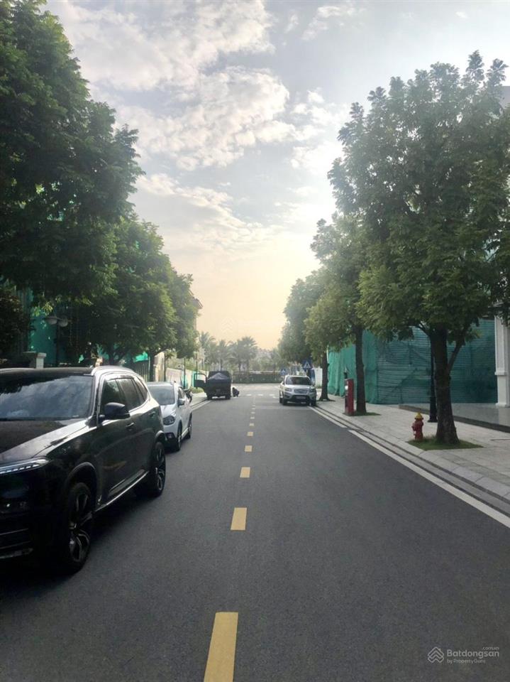 31.5tỷ! biệt thự song lập sao biển 150m2 tây bắc 80m tới hồ 24,5ha quảng trường vinhomes ocean park