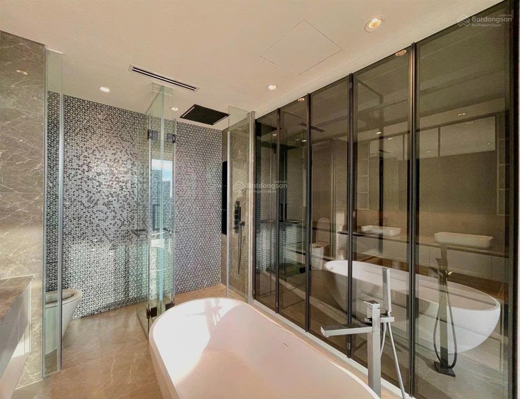 Bán 4pn the operaview bitexco và landmark. bason và toà tháp văn phòng. trực diện sông. sổ hồng