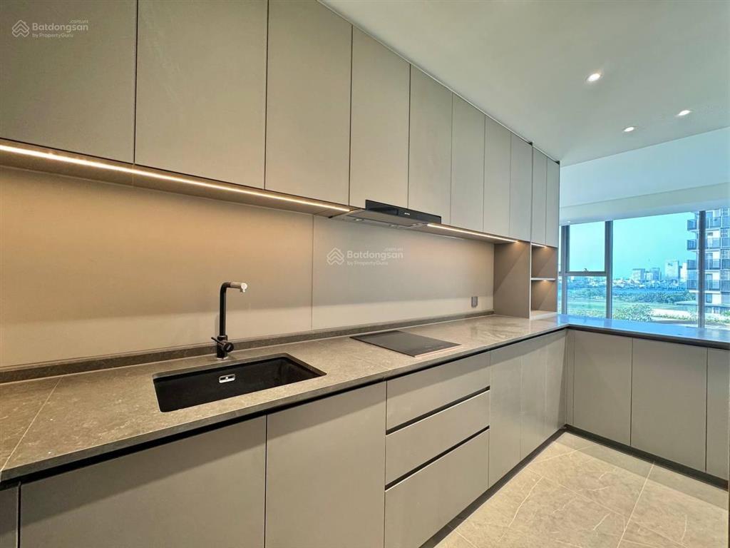 Bán 4pn the operaview bitexco và landmark. bason và toà tháp văn phòng. trực diện sông. sổ hồng