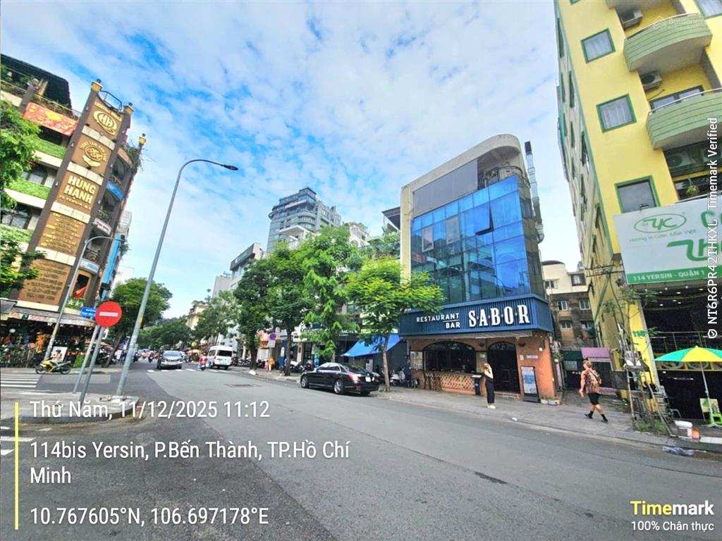 Chính chủ gửi bán nhà 114 yersin nguyễn thái bình, q1. sẵn sổ mua bán nhanh gọn