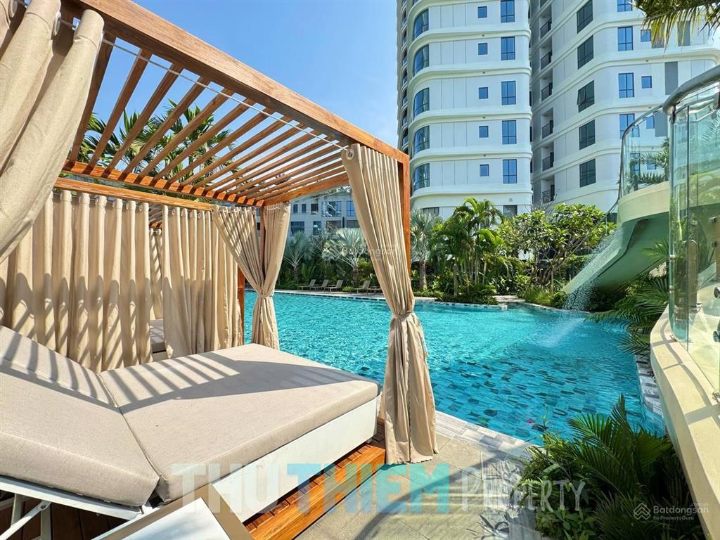 Tôi bán 4pn thu thiem zeit view sala, ban công dài. 46 tỷ gồm sổ thuế phí.  uyên lê