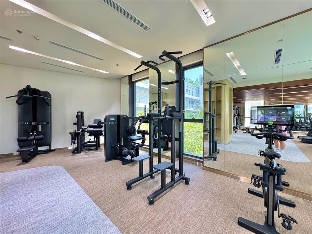 Tôi bán 4pn thu thiem zeit view sala, ban công dài. 46 tỷ gồm sổ thuế phí.  uyên lê