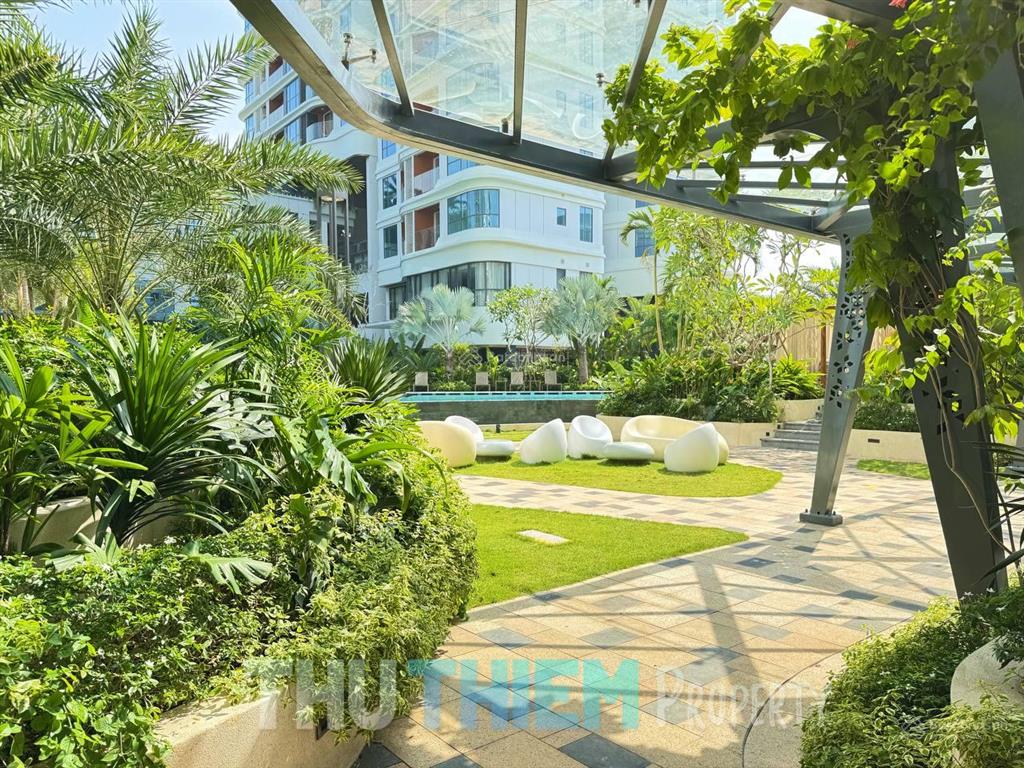 Tôi bán 4pn thu thiem zeit view sala, ban công dài. 46 tỷ gồm sổ thuế phí.  uyên lê