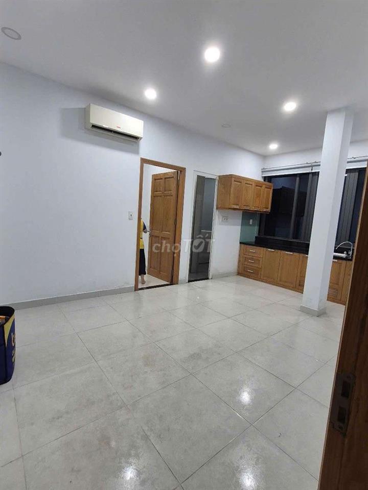 cho thuê chung cư chợ đầu mối hóc môn