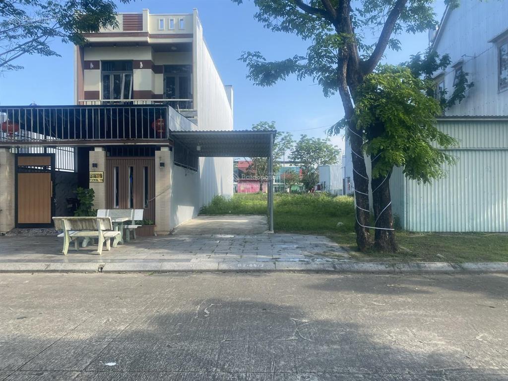 Golden hills khu a1  ngay đại lộ 15m đường 7m5 vỉa hè 4m. diện tích 125m2 sổ hồng chính chủ