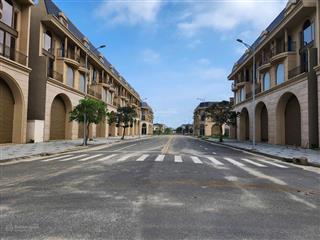 Cần bán lô đất khu đô thị dragon vị trí đẹp  .đường 7m5  ngang 7.5 *20 ( 150m2) diện tích 150m2