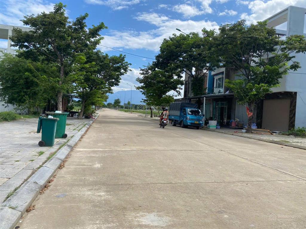 Golden hills city cần bán lô đất nền khu a golden hills  dt 125m², đường 10,5m kẹp lối thoát hiểm